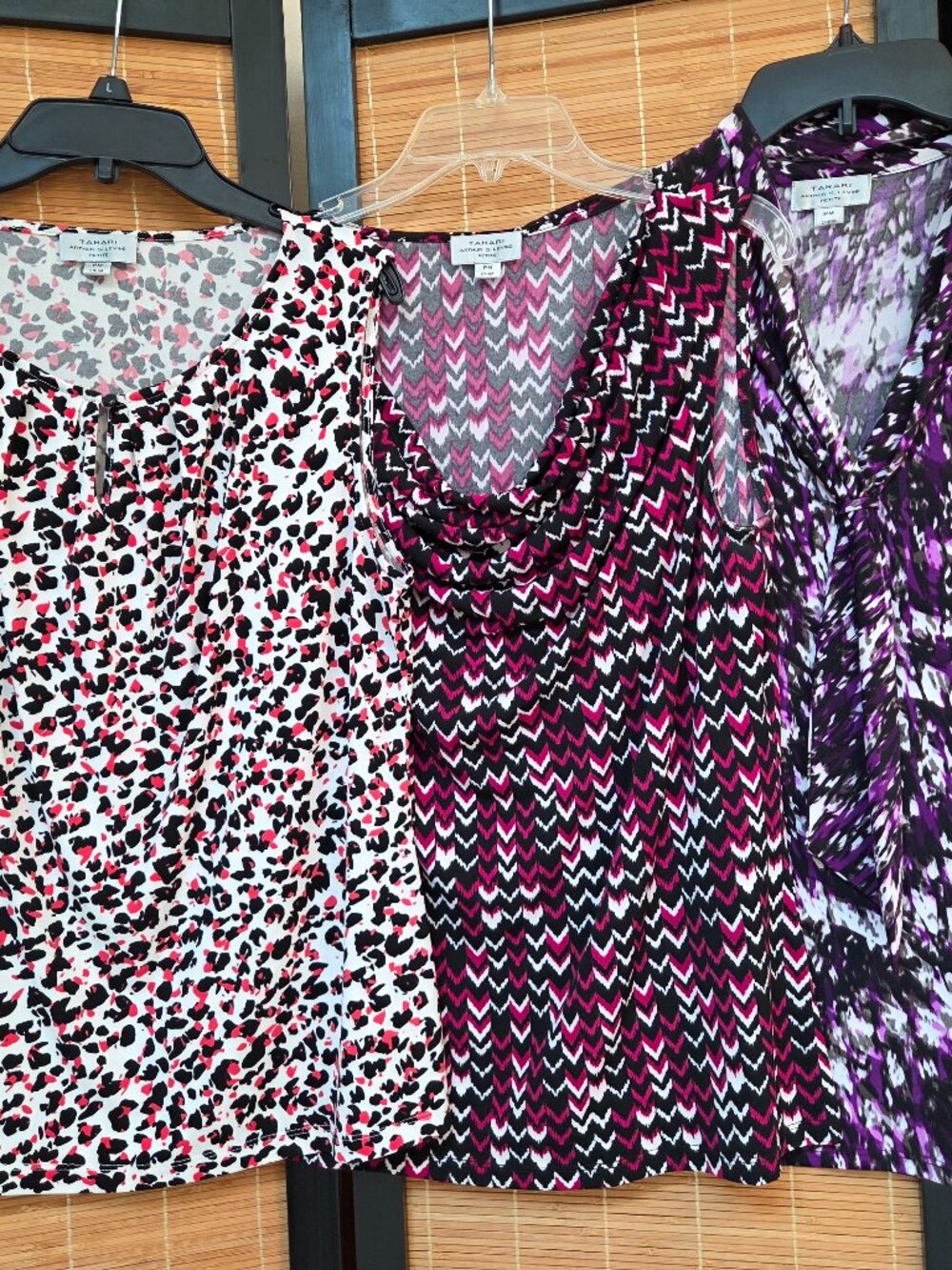 Tahari Arthur Levine Women's Size PM/M/L /Lot (3) Sleeveless Blouses Top Work